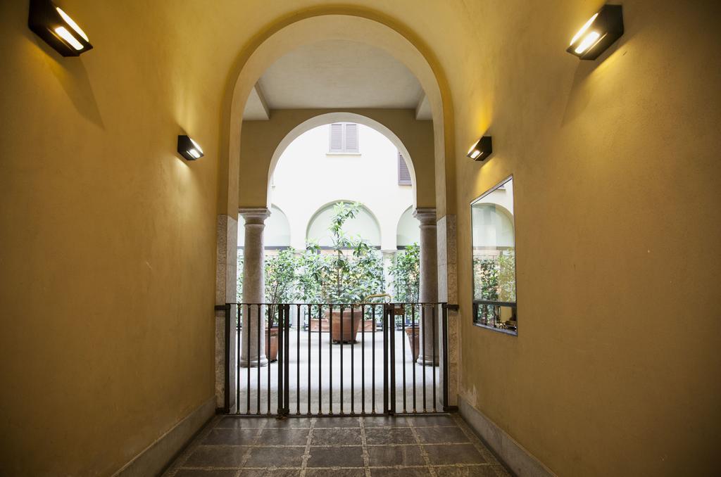 Mansard Very Close To Duomo Mailand Exterior foto
