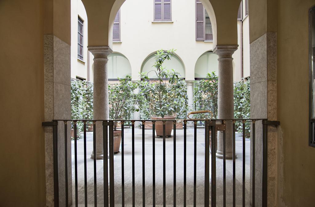 Mansard Very Close To Duomo Mailand Exterior foto